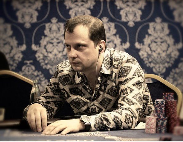 The owners of the Golden Apple are still fruits…