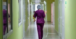 In the fall, some of the doctors will be replaced by paramedics. What is happening with the Russian health care system?
